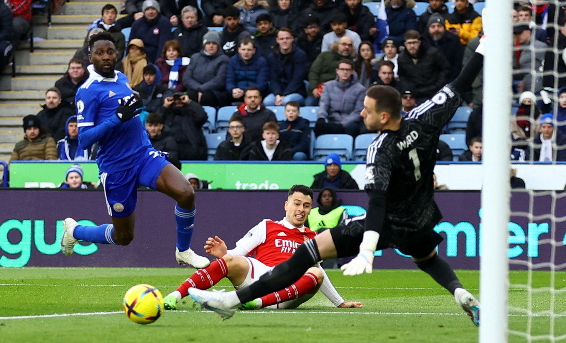 更是其整个 更是其整个